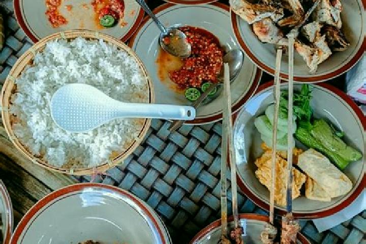 Sadie, 29 — Escort in Sengkol, Indonesia