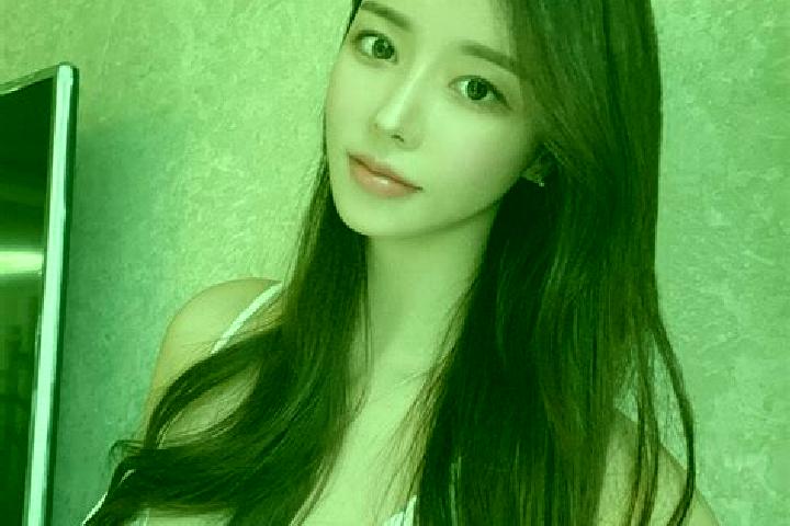 Sadie, 29 — Escort in Shangliang, China
