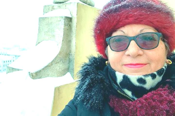 Sadie, 29 — Escort in Spinus, Romania