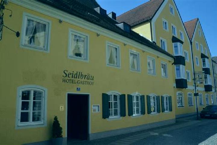 Sadie, 29 — Escort in Walkertshofen, Germany
