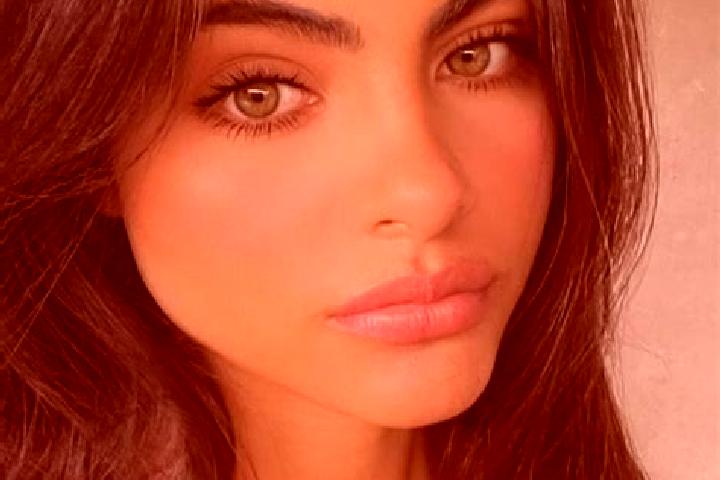Sadie, 30, a black green-eyed caucasian companion based in Yamnytsia. Offering CIM, Couples, Deep French Kissing, Dinner Date. Available for incall and outca...
