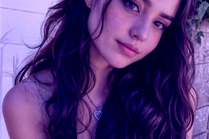 Sadie, 30, a black hazel-eyed middle eastern companion based in Hoolt. Offering Roleplay, OWO, Duos, CIM, Party Girl. Available for incall and outcall, overn...