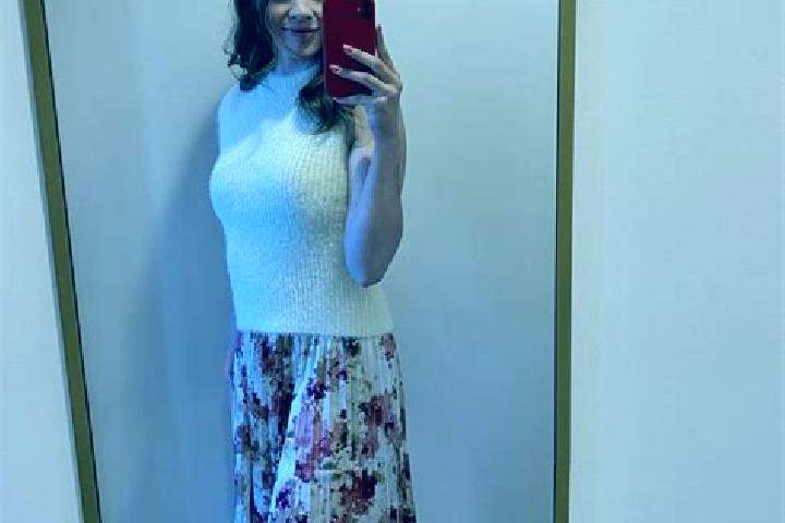 Sadie, 30 — Escort in Oprysheny, Ukraine