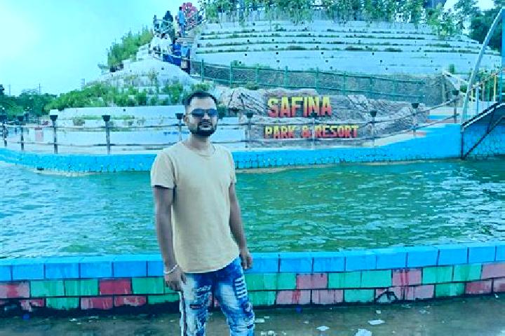Sadie, 30 — Escort in Shibganj, Bangladesh