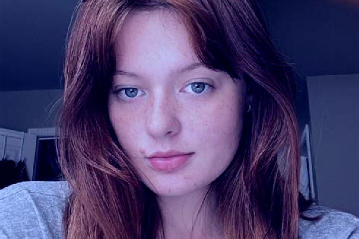 Sadie, 31, a auburn grey-eyed mediterranean companion based in Taksimo. Offering Girlfriend Experience, GFE, A-Level, Massage. Available for incall and outca...