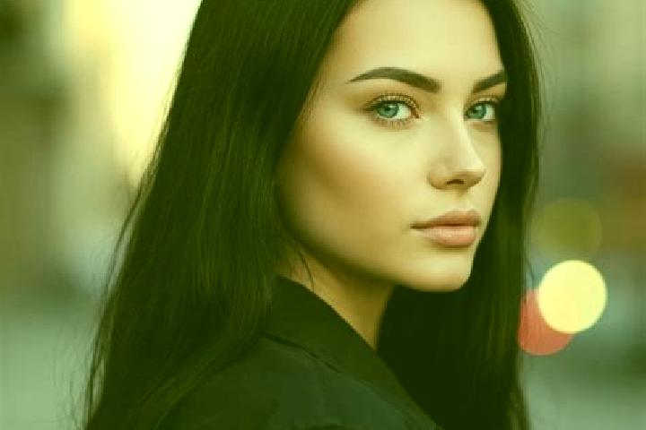 Sadie, 31, a red blue-eyed latina companion based in El Cairo. Offering BDSM, Girlfriend Experience, GFE. Available for incall and outcall, day and evening d...