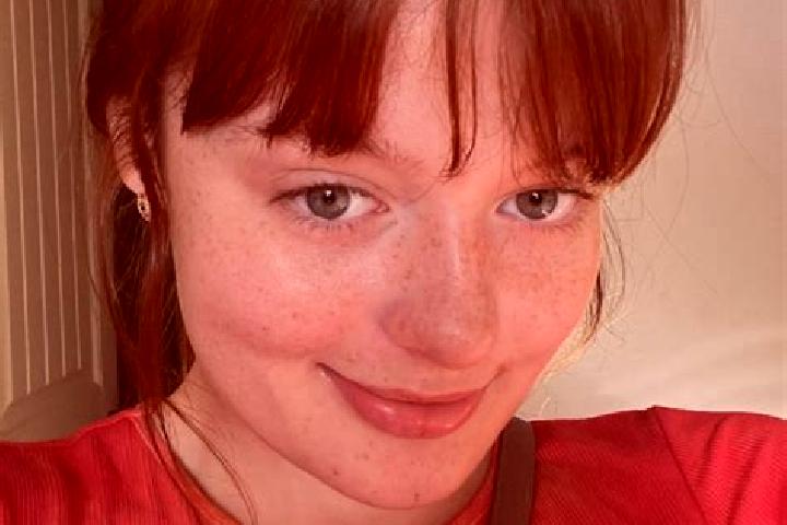 Sadie, 31, a red dark-eyed mediterranean companion based in Narasingapuram. Offering BDSM, A-Level, Girlfriend Experience, Overnight, Domination. Available f...