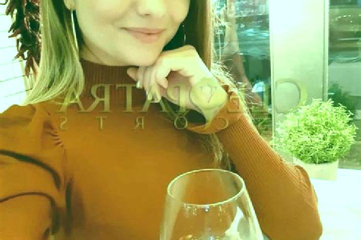 Sadie, 31, a red hazel-eyed latina companion based in Anjo. Offering Dinner Date, GFE, OWO, Massage. Available for incall and outcall, day and evening dates.