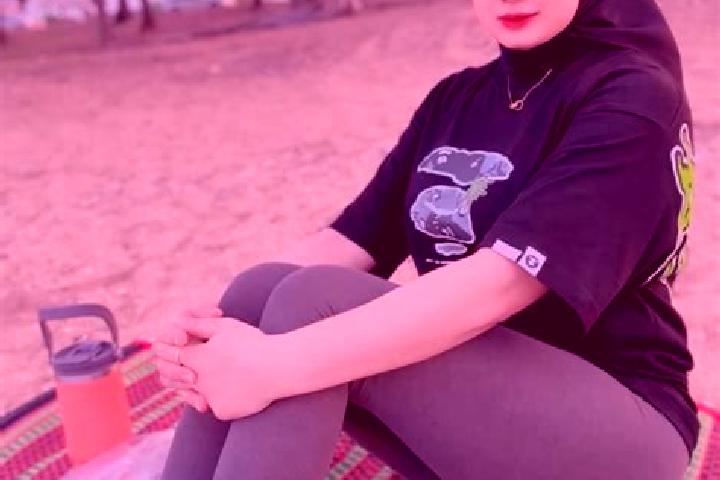 Sadie, 31 — Escort in Dikir, Indonesia