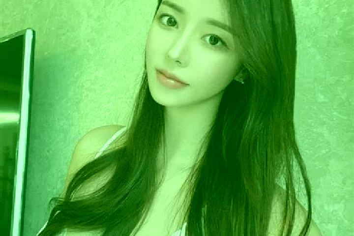 Sadie, 31 — Escort in Qiangma, China