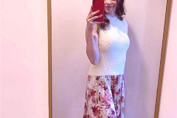 Sadie, 31 — Escort in Yakhnyky, Ukraine