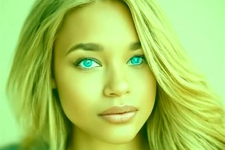 Sadie, 32, a dark blonde blue-eyed latina companion based in Diema. Offering BDSM, Massage, Striptease. Available for incall and outcall, overnight bookings ...