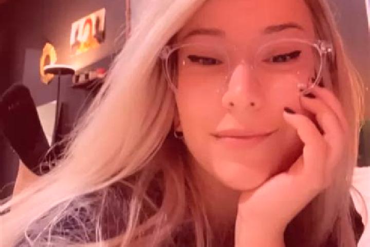 Sadie, 32, a dark blonde grey-eyed latina companion based in Al Aaroui. Offering Fetish, Party Girl, Domination. Available for incall and outcall, day and ev...