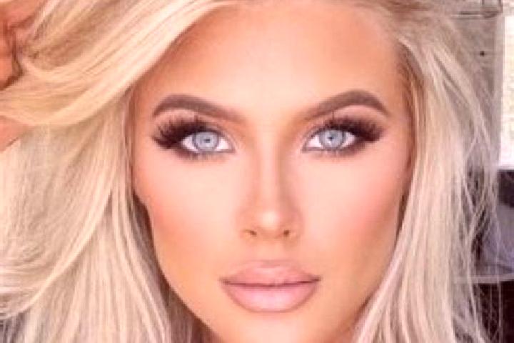 Sadie, 32, a platinum blonde hazel-eyed ebony companion based in Boukoul. Offering Striptease, Duos, A-Level, Massage. Available for incall and outcall, day ...