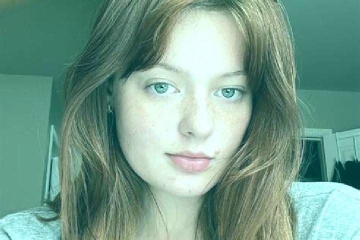 Sadie, 32, a red brown-eyed indian companion based in Gross Flottbek. Offering GFE, Prostate Massage, Duos. Available for incall and outcall, overnight booki...