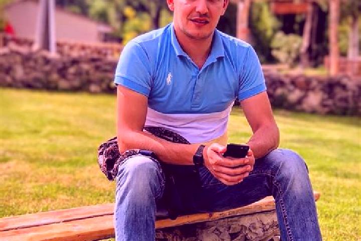 Sadie, 32 — Escort in Karin, Armenia