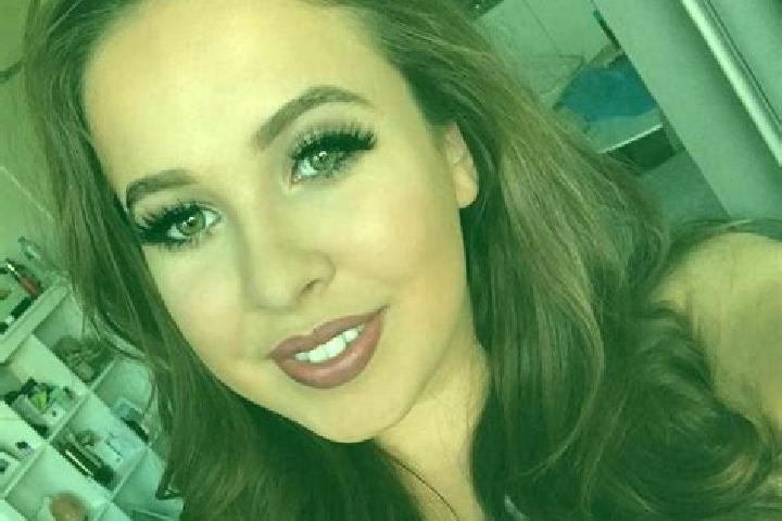 Sadie, 33, a black grey-eyed european companion based in Keizer. Offering Party Girl, Tantra, Domination. Available for incall and outcall, day and evening d...