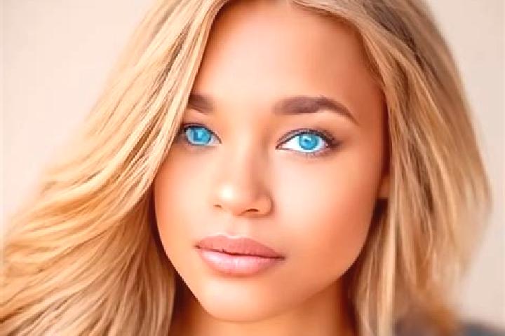 Sadie, 33, a blonde blue-eyed latina companion based in Cumpana. Offering A-Level, Massage, Overnight, Fetish. Available for incall and outcall, day and even...
