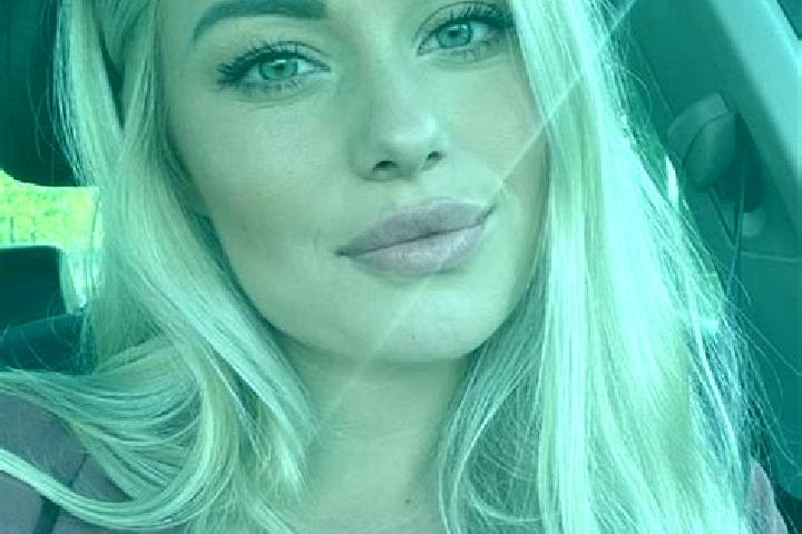 Sadie, 33, a blonde hazel-eyed middle eastern companion based in Lopadea Noua. Offering Duos, Prostate Massage. Available for incall and outcall, day and eve...