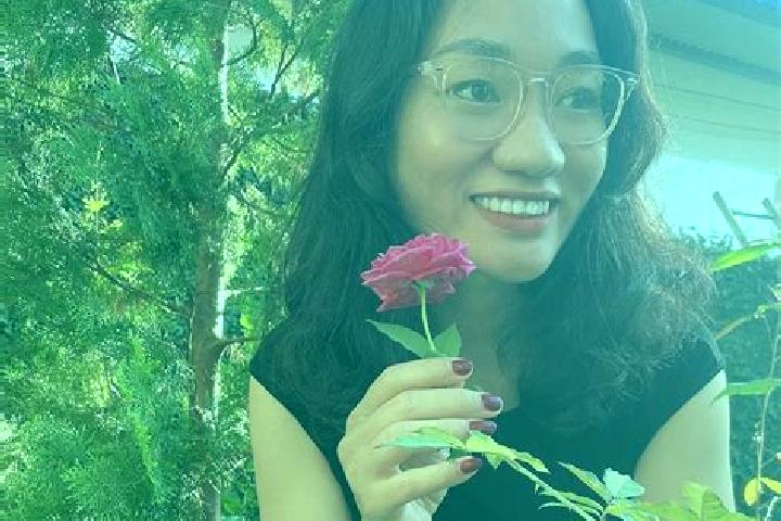 Sadie, 33 — Escort in Binh Gia, Vietnam