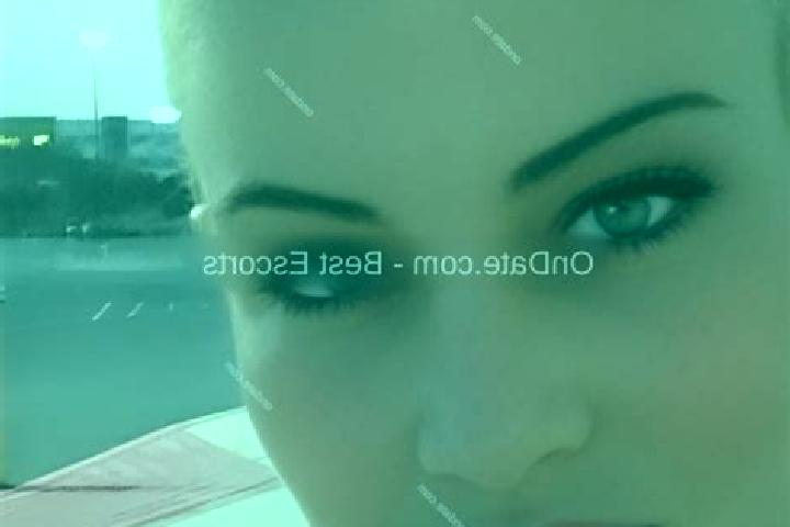 Sadie, 34 — Escort in Vicentina, Brazil