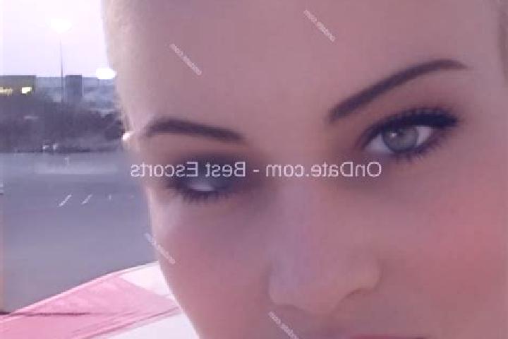 Sadie, 34 — Escort in Villoruela, Spain