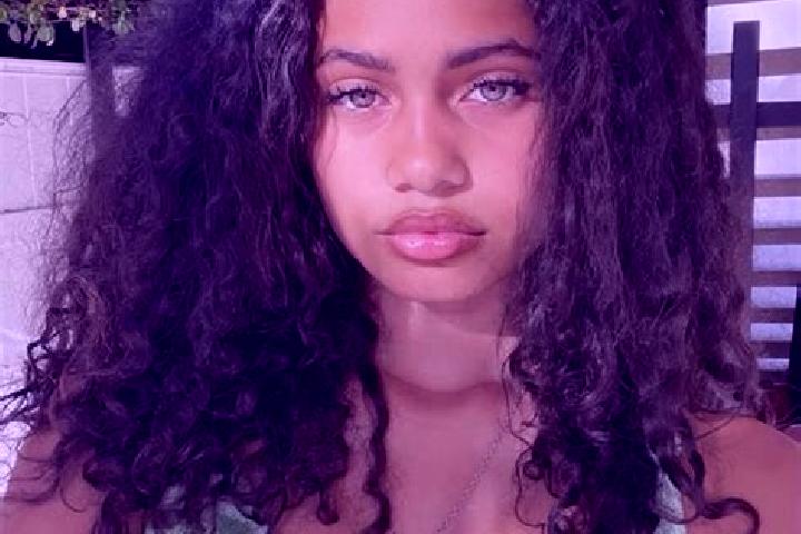 Sadie, 35, a black green-eyed mixed companion based in Dukuhgisikcemandi. Offering Travel Companion, CIM, Fetish. Available for incall and outcall, overnight...