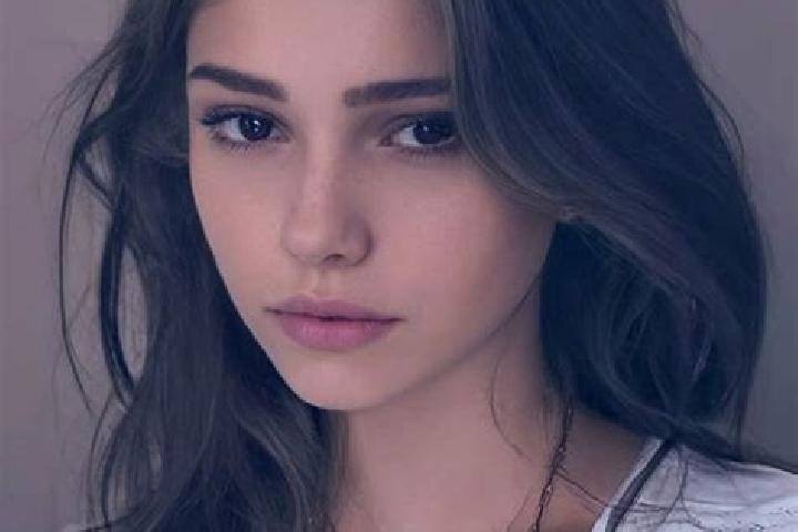 Sadie, 35, a black hazel-eyed slavic companion based in Bryn Mawr-Skyway. Offering GFE, Roleplay, Dinner Date. Available for incall and outcall, overnight bo...