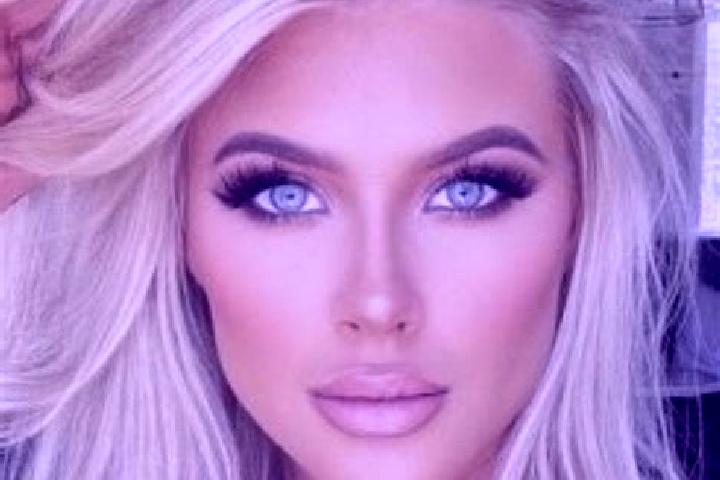 Sadie, 35, a platinum blonde amber-eyed mixed companion based in Torre del Mangano. Offering CIM, Party Girl, Striptease, Tantra, Overnight. Available for in...
