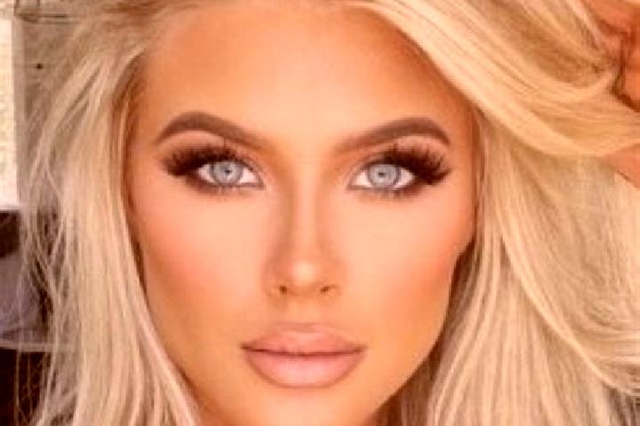 Sadie, 35, a platinum blonde hazel-eyed slavic companion based in Glen. Offering Party Girl, CIM, Tantra, Overnight. Available for incall and outcall, overni...