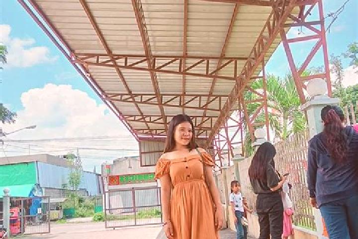 Sadie, 35 — Escort in Gansing, Philippines