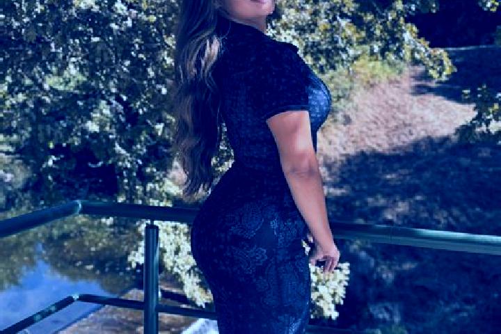 Sadie, 35 — Escort in Oliveira, Brazil