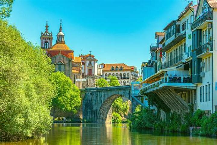 Sadie, 35 — Escort in Pragal, Portugal