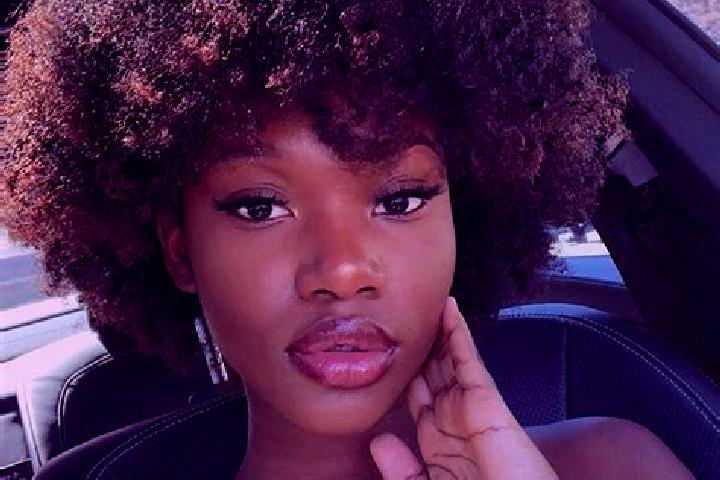 Sadie, 36, a black dark-eyed ebony companion based in Lednicke Rovne. Offering Striptease, Massage, Deep French Kissing, Tantra, 69. Available for incall and...