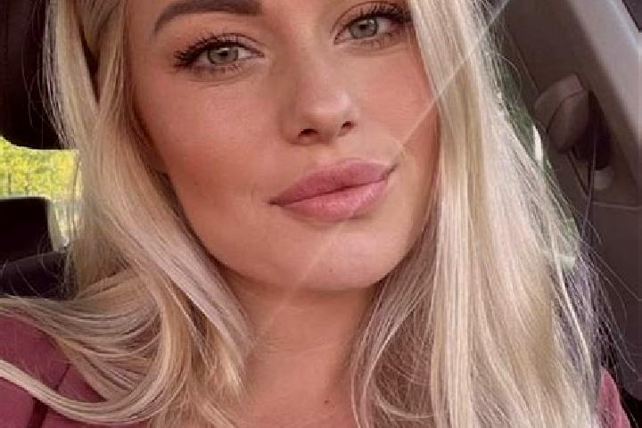 Sadie, 36, a blonde hazel-eyed european companion based in Chincheros. Offering CIM, Dinner Date, Travel Companion. Available for incall and outcall, overnig...