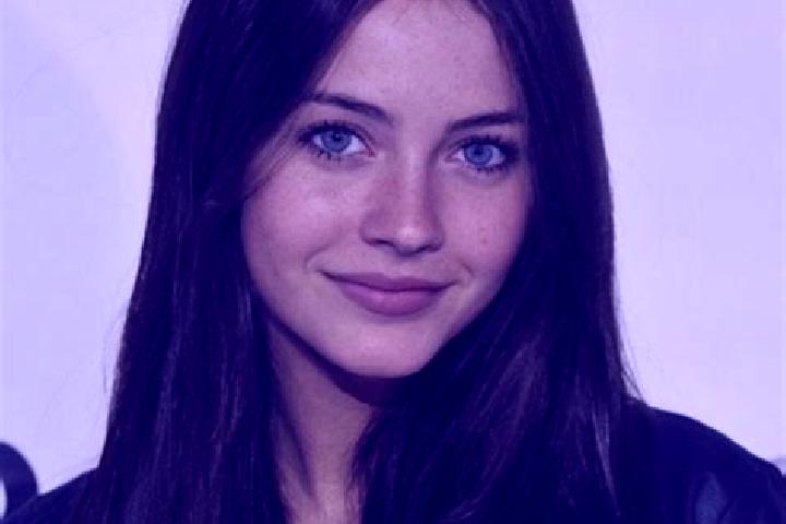 Sadie, 36, a brunette blue-eyed caribbean companion based in Wanzenoed. Offering 69, Tantra, Deep French Kissing, Dinner Date. Available for incall and outca...