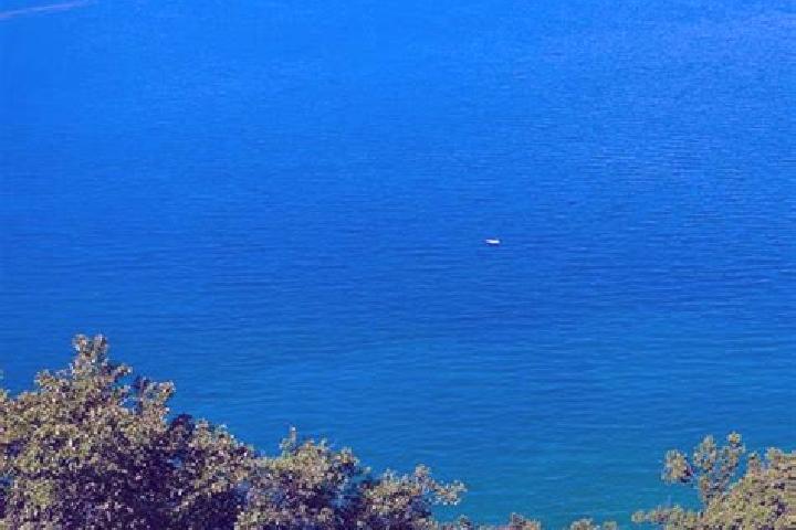 Sadie, 36, a brunette green-eyed caribbean companion based in Manerba del Garda. Offering CIM, Deep French Kissing, Duos, Couples. Available for incall and o...
