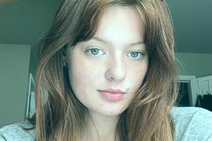 Sadie, 36, a chestnut grey-eyed caucasian companion based in Grabovci. Offering Roleplay, Striptease, Girlfriend Experience, Deep French Kissing, OWO. Availa...