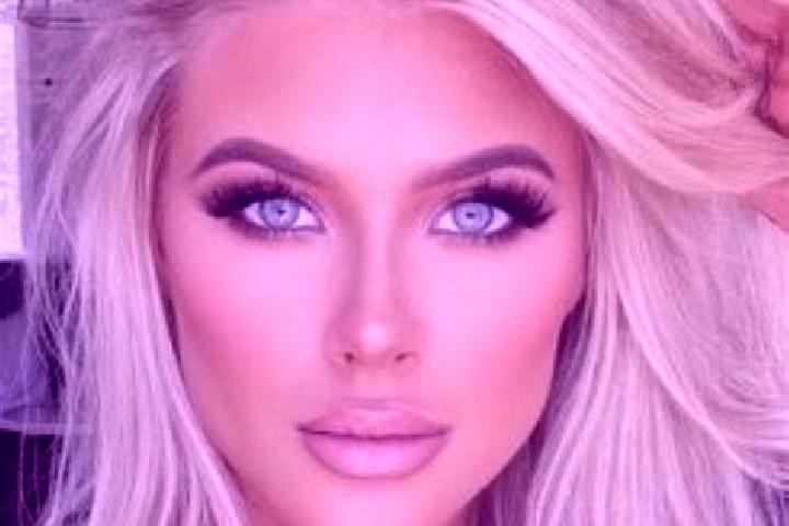 Sadie, 36, a platinum blonde dark-eyed asian companion based in Ripon. Offering Couples, Domination, Deep French Kissing, Party Girl. Available for incall an...