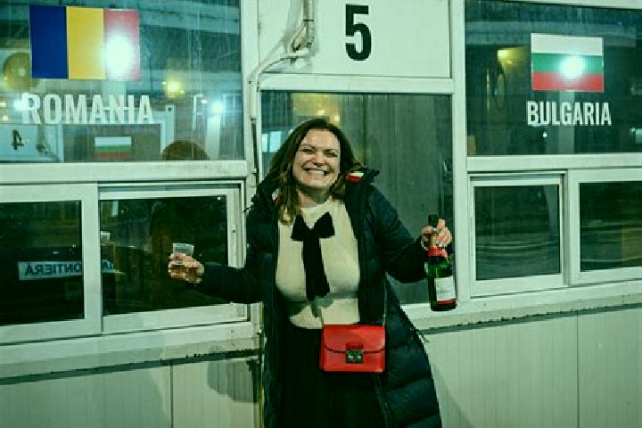 Sadie, 36 — Escort in Bacalesti, Romania