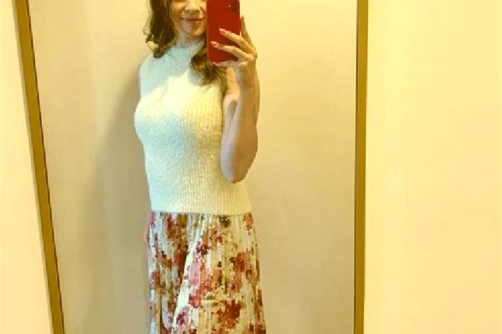 Sadie, 36 — Escort in Dzhubga, Russia