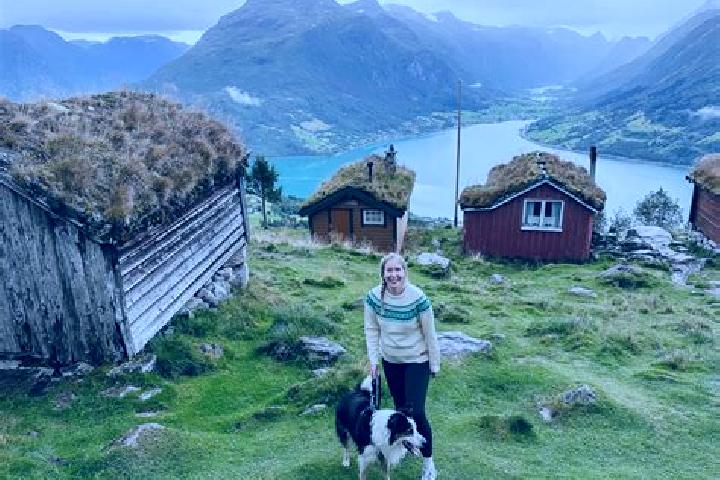 Sadie, 36 — Escort in Tomterasen, Norway