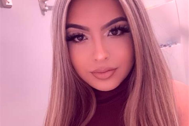 Sadie, 37, a blonde amber-eyed latina companion based in Tlabung. Offering 69, Party Girl, Prostate Massage, Couples. Available for incall and outcall, overn...