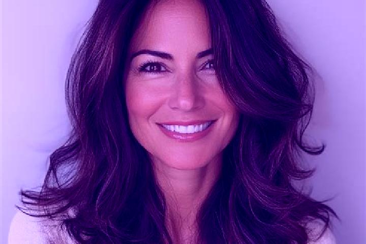 Sadie, 37, a brunette blue-eyed middle eastern companion based in Conceicao. Offering Massage, Roleplay, OWO, Dinner Date, Travel Companion. Available for in...
