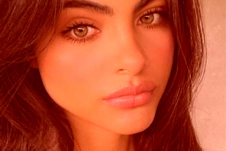 Sadie, 37, a brunette hazel-eyed middle eastern companion based in Zirc. Offering Overnight, A-Level, Tantra, Deep French Kissing. Available for incall and o...
