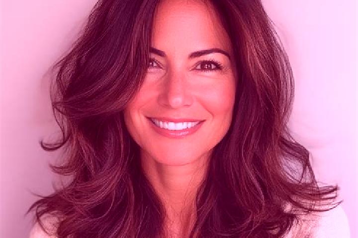 Sadie, 37, a chestnut dark-eyed middle eastern companion based in Salinagrande. Offering Roleplay, Girlfriend Experience, Erotic Massage. Available for incal...