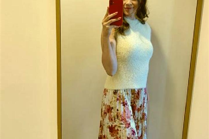 Sadie, 37 — Escort in Chervonoye, Ukraine
