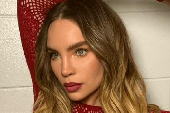 Sadie, 37 — Escort in Inawayan, Philippines