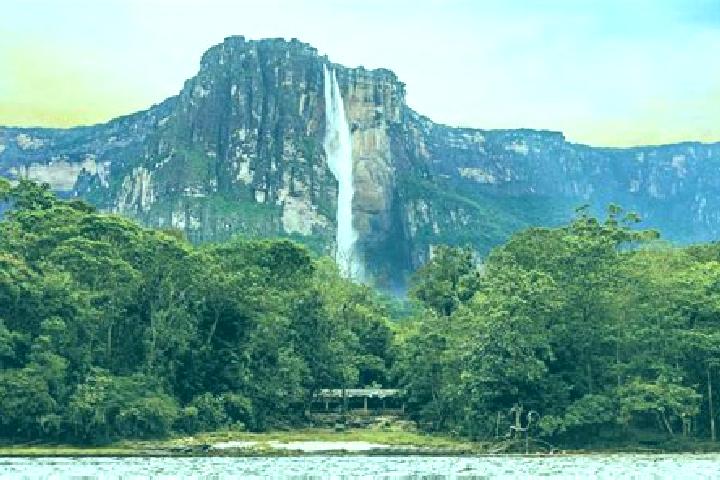 Sadie, 37 — Escort in La Sabana, Venezuela