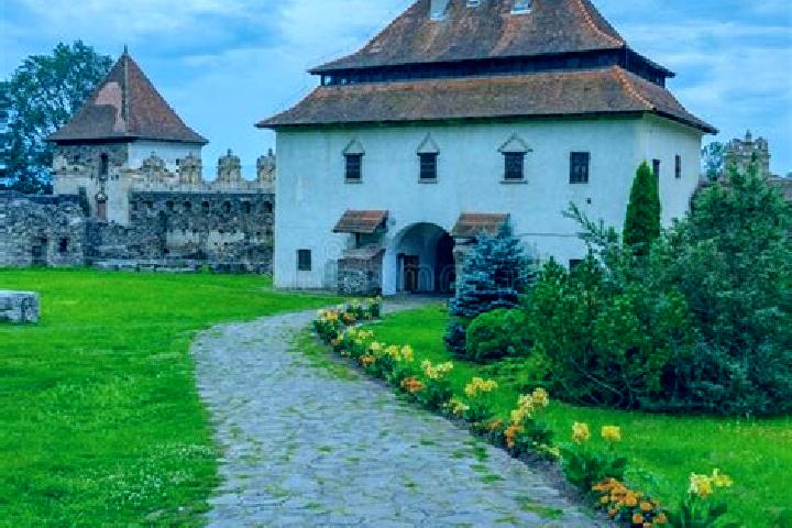 Sadie, 37 — Escort in Lazarea, Romania